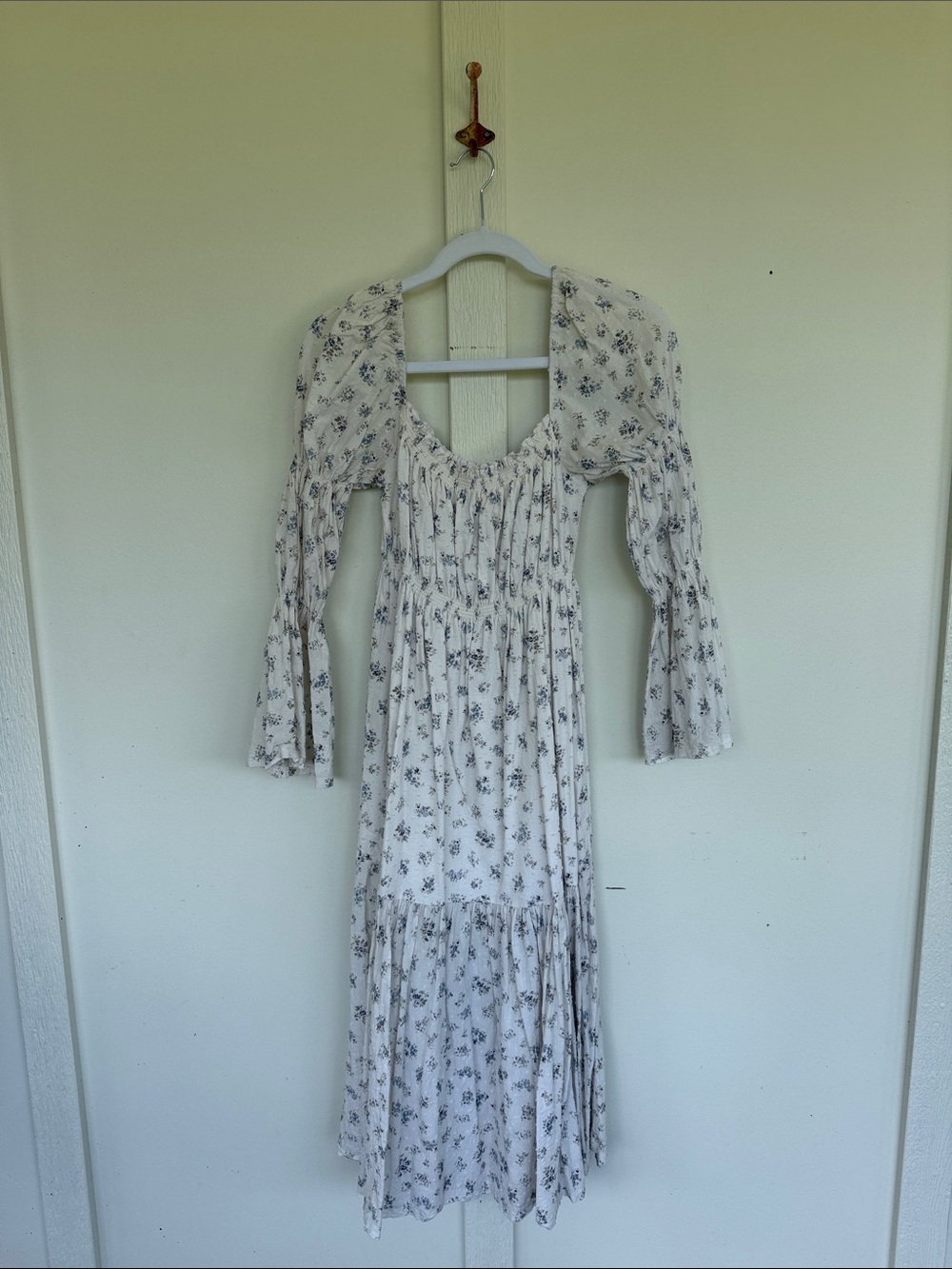 Nothing Fits But HEIN Floral Dress